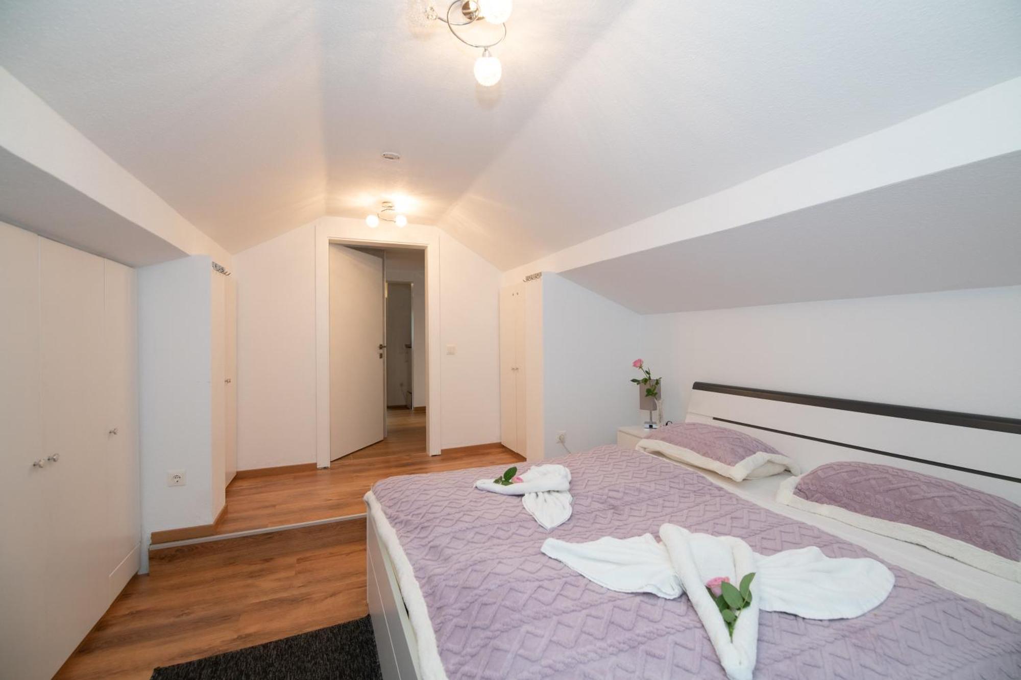 Ferienwohnung Waldblick, Faaker See Oberaichwald  Exterior foto